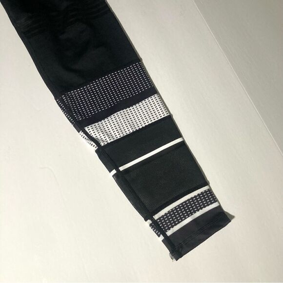 Lilybod's Sascha-2XR Leggings Size Large - Picture 3 of 5